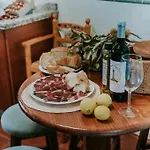 Con Jacuzzi, Sauna, Barbacoa Y Barra Casa de Férias *