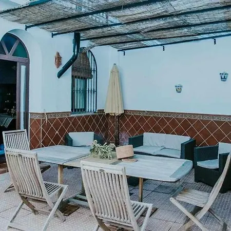 Con Jacuzzi, Sauna, Barbacoa Y Barra Dom wakacyjny Cabeza la Vaca