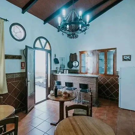 Con Jacuzzi, Sauna, Barbacoa Y Barra Holiday home *
