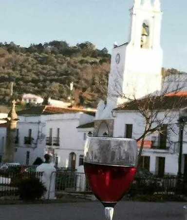 Con Jacuzzi, Sauna, Barbacoa Y Barra Cabeza la Vaca