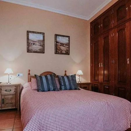 Con Jacuzzi, Sauna, Barbacoa Y Barra *