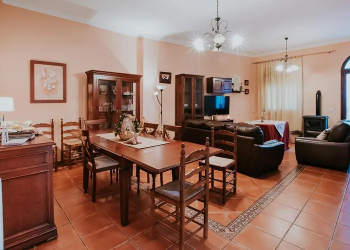 Con Jacuzzi, Sauna, Barbacoa Y Barra *