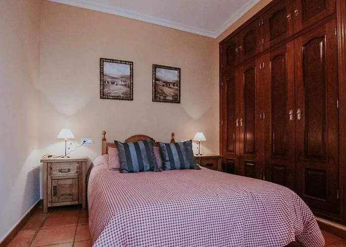 Con Jacuzzi, Sauna, Barbacoa Y Barra *