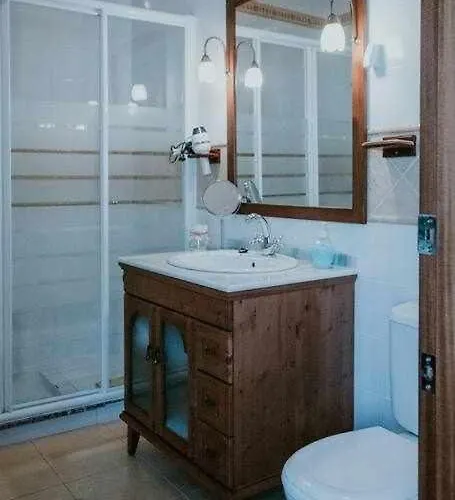 Con Jacuzzi, Sauna, Barbacoa Y Barra *