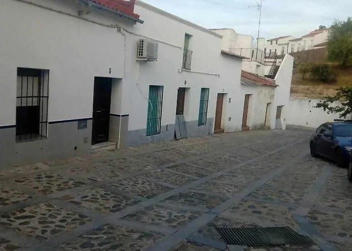 Con Jacuzzi, Sauna, Barbacoa Y Barra Nyaraló Cabeza la Vaca