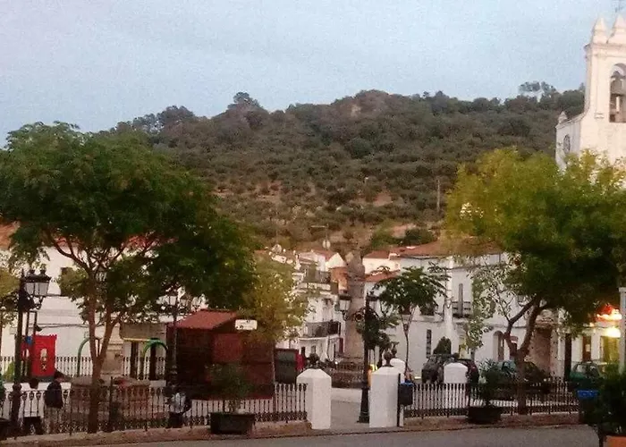 Con Jacuzzi, Sauna, Barbacoa Y Barra * Cabeza la Vaca